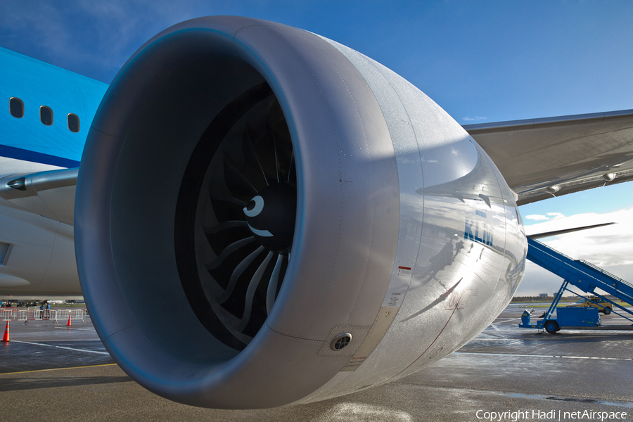 KLM - Royal Dutch Airlines Boeing 787-9 Dreamliner (PH-BHC) | Photo 91498