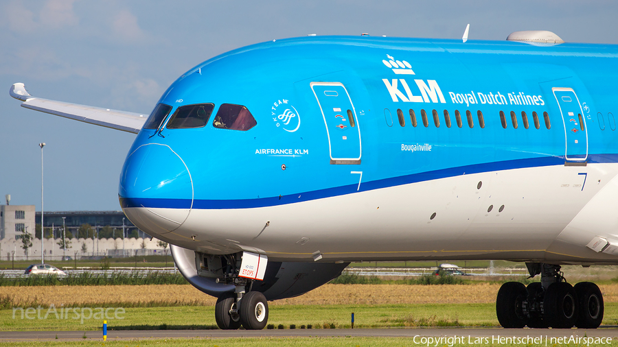 KLM - Royal Dutch Airlines Boeing 787-9 Dreamliner (PH-BHD) | Photo 182837