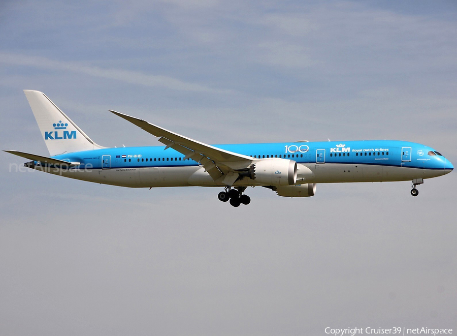 KLM - Royal Dutch Airlines Boeing 787-9 Dreamliner (PH-BHD) | Photo 377067