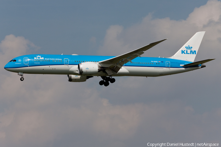 KLM - Royal Dutch Airlines Boeing 787-9 Dreamliner (PH-BHD) | Photo 453827