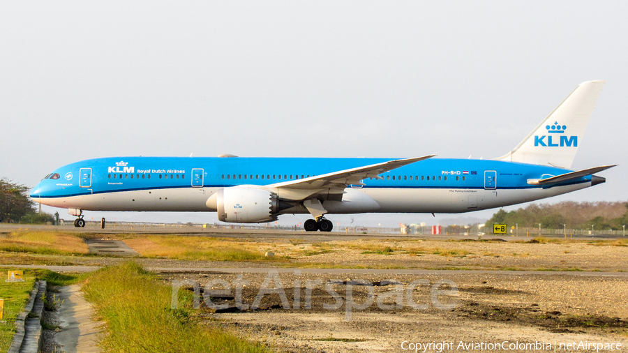 KLM - Royal Dutch Airlines Boeing 787-9 Dreamliner (PH-BHD) | Photo 304936