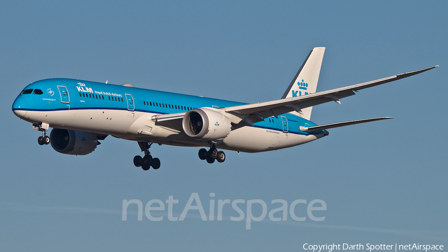 KLM - Royal Dutch Airlines Boeing 787-9 Dreamliner (PH-BHE) | Photo 358664