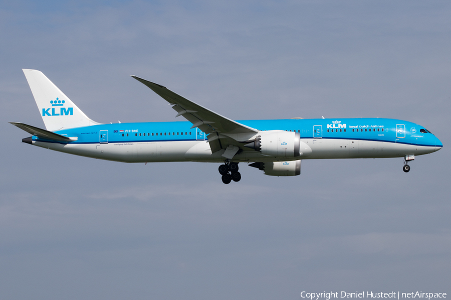 KLM - Royal Dutch Airlines Boeing 787-9 Dreamliner (PH-BHE) | Photo 521192