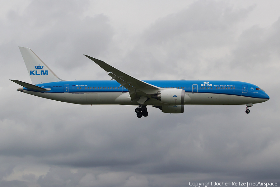 KLM - Royal Dutch Airlines Boeing 787-9 Dreamliner (PH-BHF) | Photo 117310