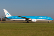 KLM - Royal Dutch Airlines Boeing 787-9 Dreamliner (PH-BHF) at  Amsterdam - Schiphol, Netherlands