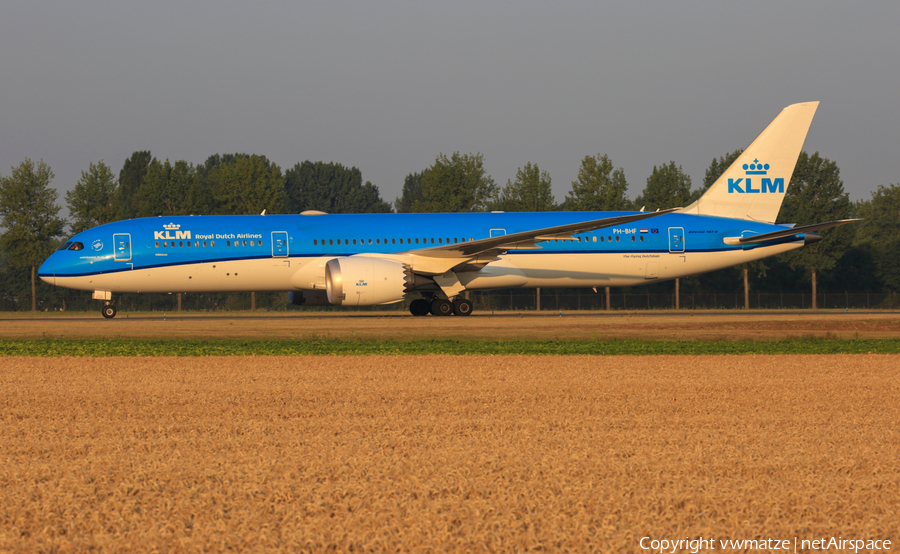 KLM - Royal Dutch Airlines Boeing 787-9 Dreamliner (PH-BHF) | Photo 257223