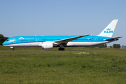 KLM - Royal Dutch Airlines Boeing 787-9 Dreamliner (PH-BHF) at  Amsterdam - Schiphol, Netherlands