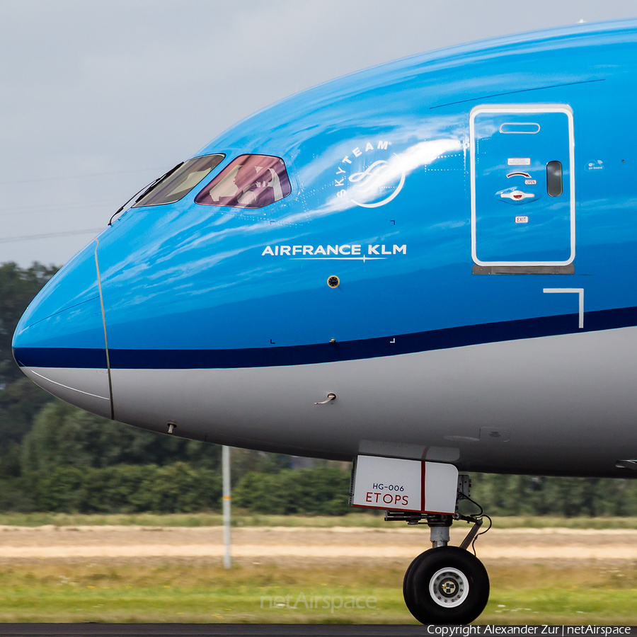 KLM - Royal Dutch Airlines Boeing 787-9 Dreamliner (PH-BHG) | Photo 120331