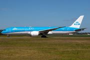 KLM - Royal Dutch Airlines Boeing 787-9 Dreamliner (PH-BHG) at  Amsterdam - Schiphol, Netherlands