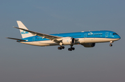 KLM - Royal Dutch Airlines Boeing 787-9 Dreamliner (PH-BHG) at  Amsterdam - Schiphol, Netherlands