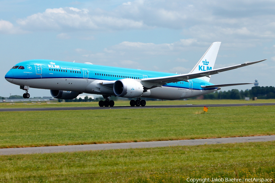 KLM - Royal Dutch Airlines Boeing 787-9 Dreamliner (PH-BHH) | Photo 173384