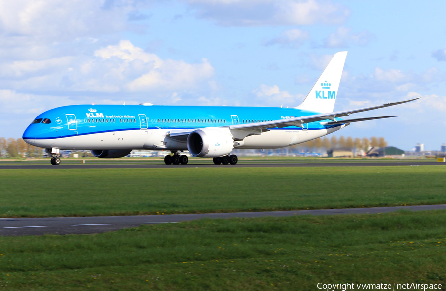 KLM - Royal Dutch Airlines Boeing 787-9 Dreamliner (PH-BHI) | Photo 157233