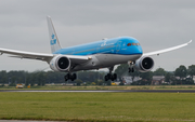 KLM - Royal Dutch Airlines Boeing 787-9 Dreamliner (PH-BHI) at  Amsterdam - Schiphol, Netherlands