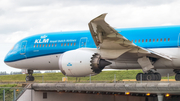 KLM - Royal Dutch Airlines Boeing 787-9 Dreamliner (PH-BHI) at  Amsterdam - Schiphol, Netherlands