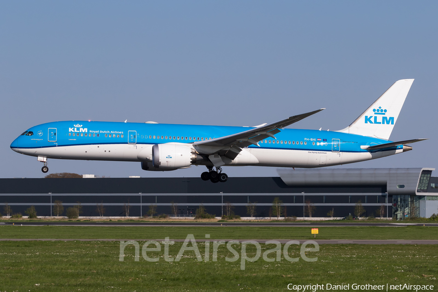 KLM - Royal Dutch Airlines Boeing 787-9 Dreamliner (PH-BHI) | Photo 331363