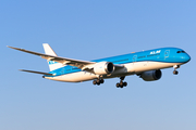 KLM - Royal Dutch Airlines Boeing 787-9 Dreamliner (PH-BHI) at  Amsterdam - Schiphol, Netherlands