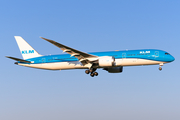 KLM - Royal Dutch Airlines Boeing 787-9 Dreamliner (PH-BHI) at  Amsterdam - Schiphol, Netherlands