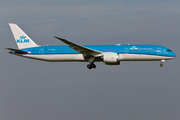 KLM - Royal Dutch Airlines Boeing 787-9 Dreamliner (PH-BHL) at  Amsterdam - Schiphol, Netherlands