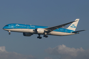 KLM - Royal Dutch Airlines Boeing 787-9 Dreamliner (PH-BHM) at  Amsterdam - Schiphol, Netherlands
