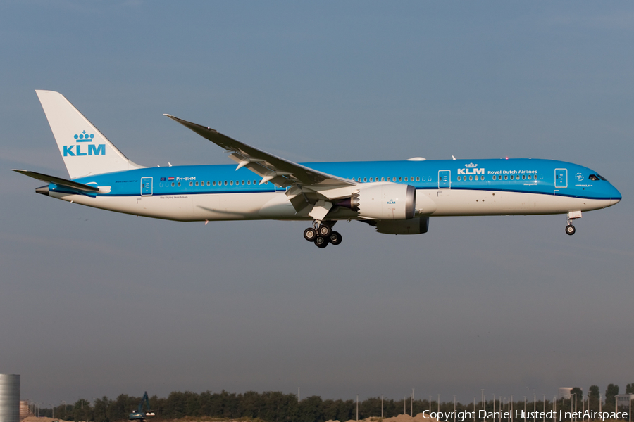 KLM - Royal Dutch Airlines Boeing 787-9 Dreamliner (PH-BHM) | Photo 453831