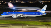 KLM - Royal Dutch Airlines Boeing 787-9 Dreamliner (PH-BHM) at  Taipei - Taoyuan, Taiwan
