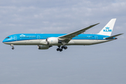 KLM - Royal Dutch Airlines Boeing 787-9 Dreamliner (PH-BHP) at  Amsterdam - Schiphol, Netherlands