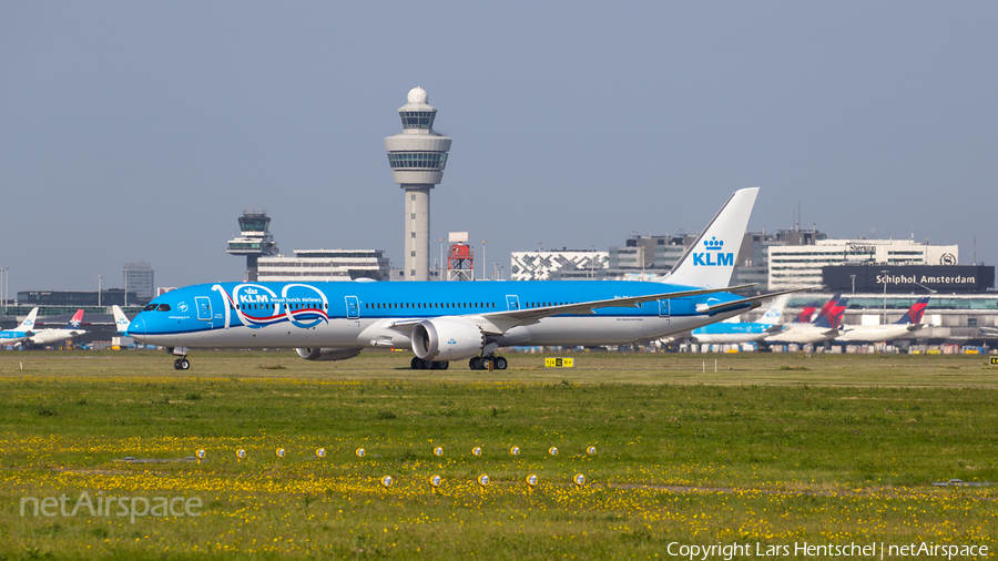 KLM - Royal Dutch Airlines Boeing 787-10 Dreamliner (PH-BKA) | Photo 334109