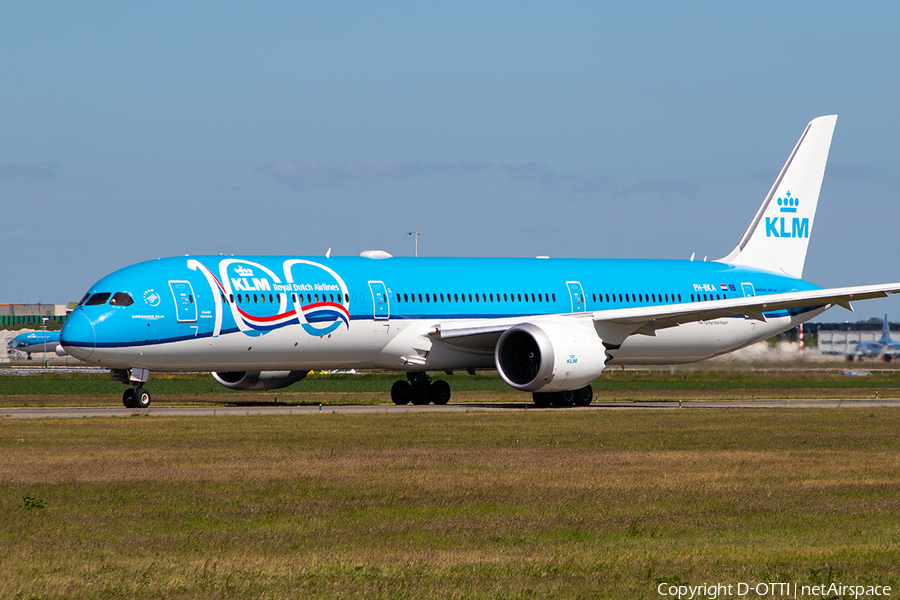 KLM - Royal Dutch Airlines Boeing 787-10 Dreamliner (PH-BKA) | Photo 387804