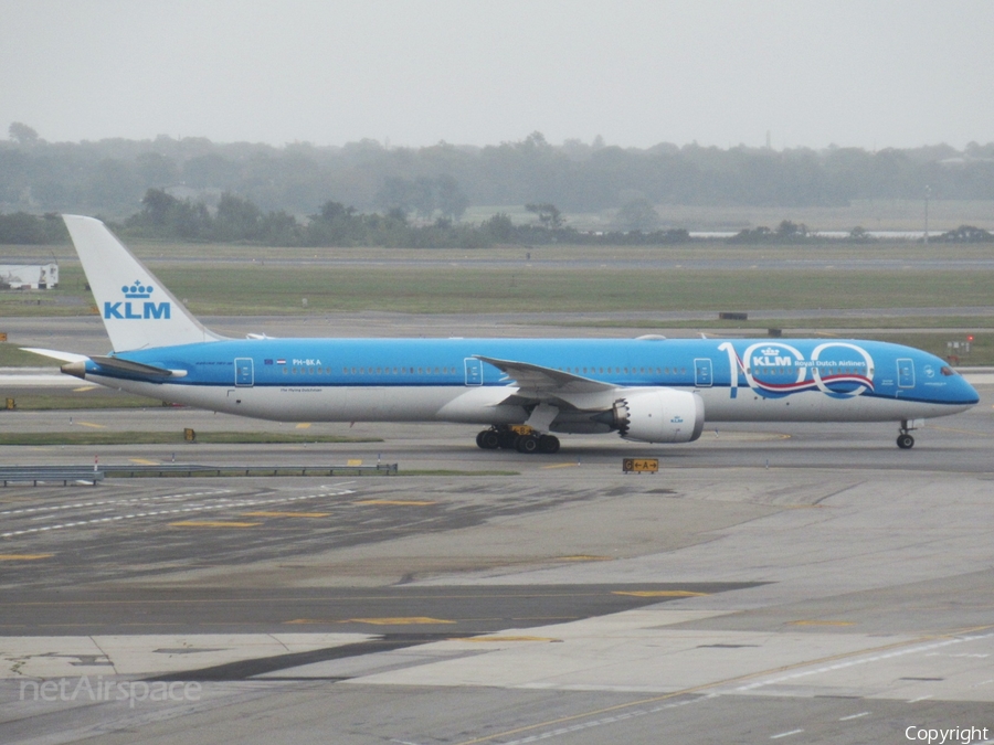 KLM - Royal Dutch Airlines Boeing 787-10 Dreamliner (PH-BKA) | Photo 476112