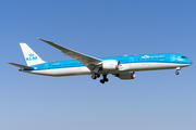KLM - Royal Dutch Airlines Boeing 787-10 Dreamliner (PH-BKD) at  Amsterdam - Schiphol, Netherlands
