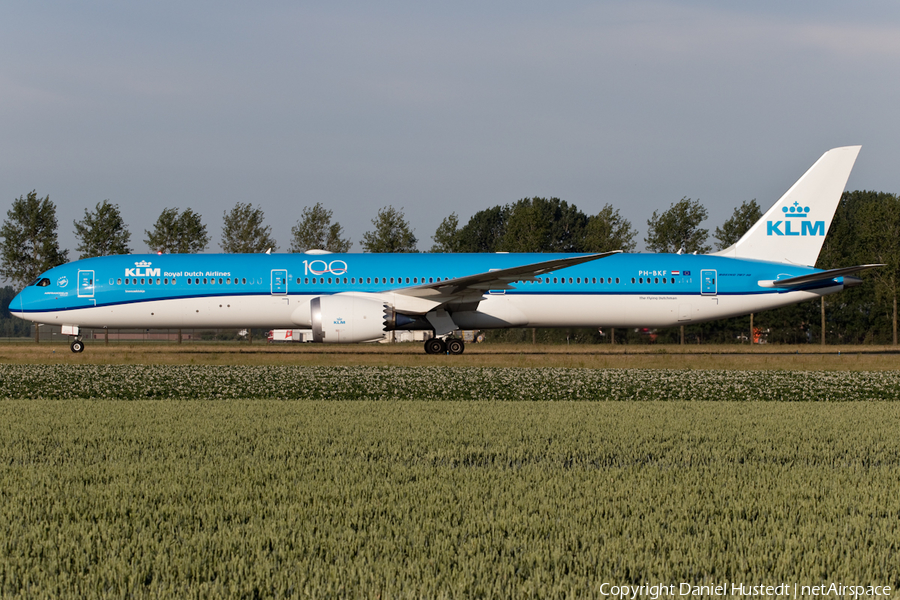KLM - Royal Dutch Airlines Boeing 787-10 Dreamliner (PH-BKF) | Photo 411407