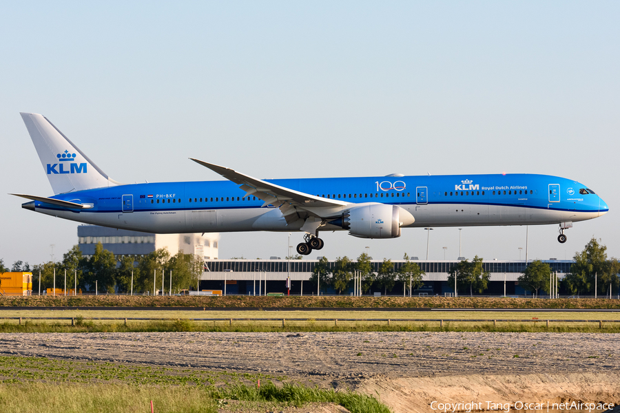 KLM - Royal Dutch Airlines Boeing 787-10 Dreamliner (PH-BKF) | Photo 452492