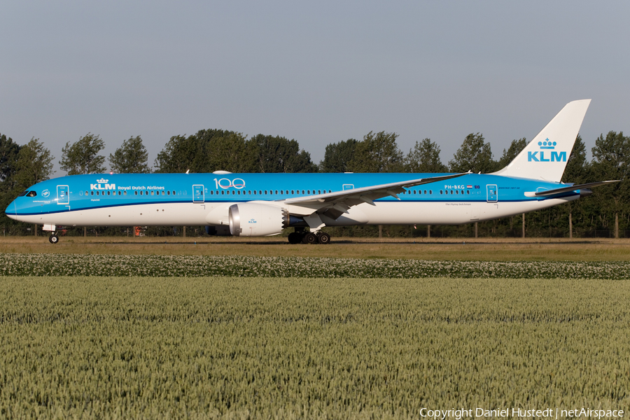 KLM - Royal Dutch Airlines Boeing 787-10 Dreamliner (PH-BKG) | Photo 411408