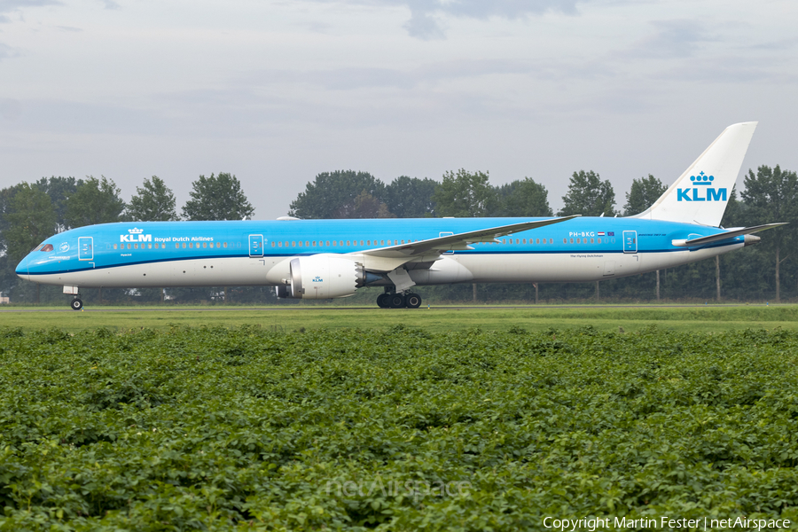 KLM - Royal Dutch Airlines Boeing 787-10 Dreamliner (PH-BKG) | Photo 472332