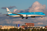 KLM - Royal Dutch Airlines Boeing 787-10 Dreamliner (PH-BKI) at  Amsterdam - Schiphol, Netherlands