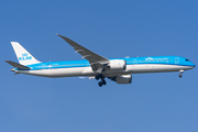 KLM - Royal Dutch Airlines Boeing 787-10 Dreamliner (PH-BKM) at  Amsterdam - Schiphol, Netherlands