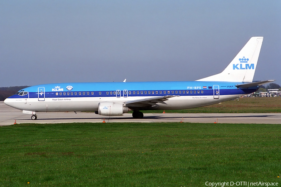 KLM - Royal Dutch Airlines Boeing 737-42C (PH-BPE) | Photo 181571