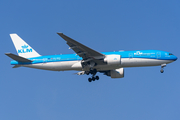 KLM - Royal Dutch Airlines Boeing 777-206(ER) (PH-BQA) at  Amsterdam - Schiphol, Netherlands