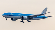 KLM - Royal Dutch Airlines Boeing 777-206(ER) (PH-BQA) at  Sao Paulo - Guarulhos - Andre Franco Montoro (Cumbica), Brazil