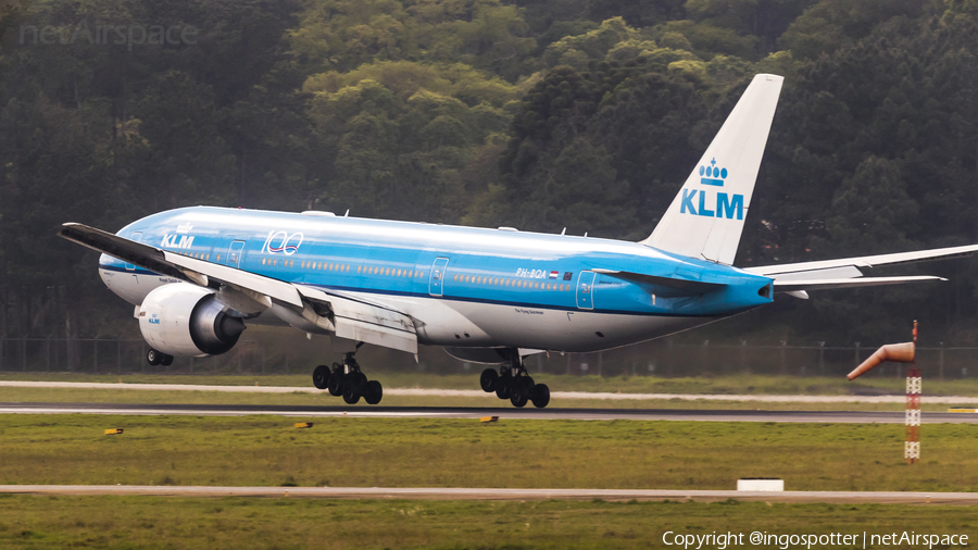 KLM - Royal Dutch Airlines Boeing 777-206(ER) (PH-BQA) | Photo 358883