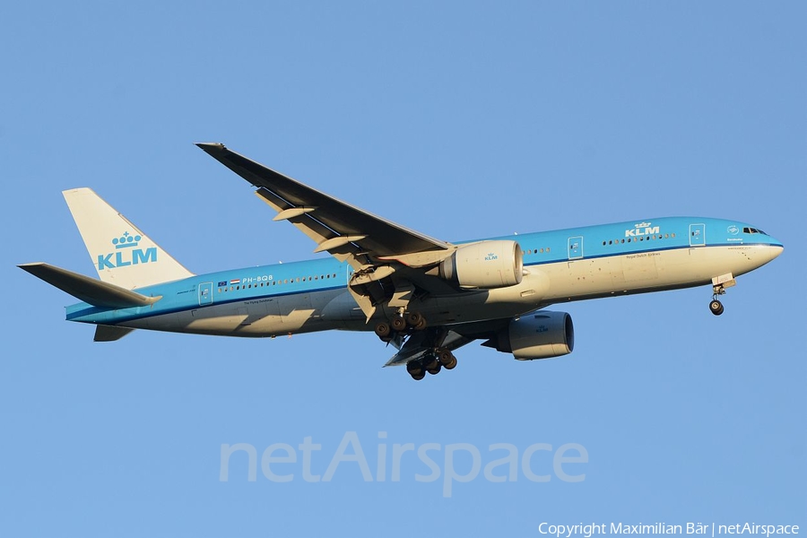 KLM - Royal Dutch Airlines Boeing 777-206(ER) (PH-BQB) | Photo 165462