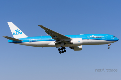 KLM - Royal Dutch Airlines Boeing 777-206(ER) (PH-BQB) at  Amsterdam - Schiphol, Netherlands