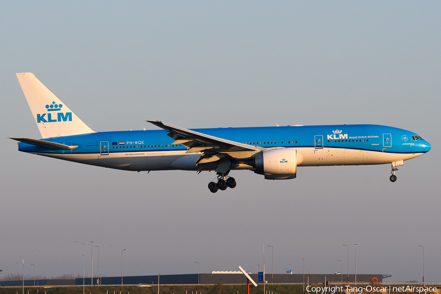 KLM - Royal Dutch Airlines Boeing 777-206(ER) (PH-BQE) | Photo 680302