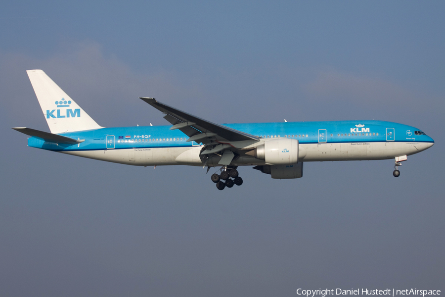 KLM - Royal Dutch Airlines Boeing 777-206(ER) (PH-BQF) | Photo 557877