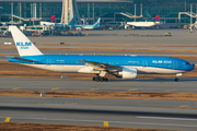 KLM - Royal Dutch Airlines Boeing 777-206(ER) (PH-BQF) at  Seoul - Incheon International, South Korea