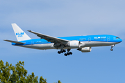 KLM - Royal Dutch Airlines Boeing 777-206(ER) (PH-BQF) at  New York - John F. Kennedy International, United States