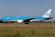 KLM - Royal Dutch Airlines Boeing 777-206(ER) (PH-BQG) at  Amsterdam - Schiphol, Netherlands