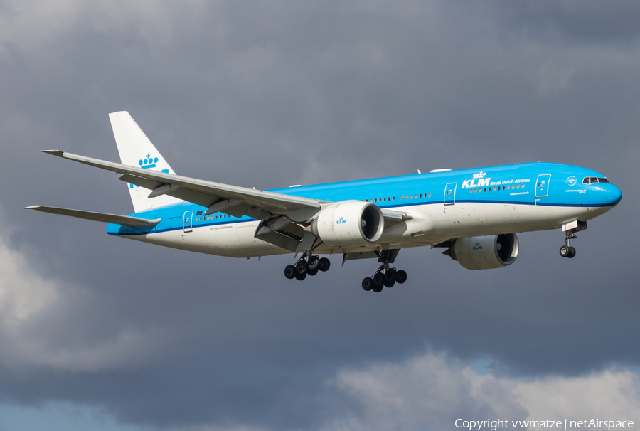 KLM - Royal Dutch Airlines Boeing 777-206(ER) (PH-BQG) | Photo 502067