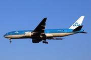 KLM - Royal Dutch Airlines Boeing 777-206(ER) (PH-BQG) at  Jakarta - Soekarno-Hatta International, Indonesia