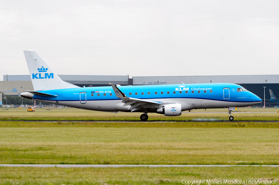 KLM - Royal Dutch Airlines Boeing 777-206(ER) (PH-BQH) | Photo 116680
